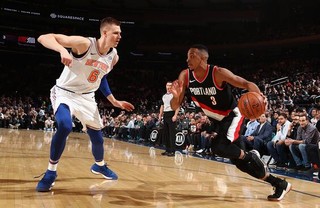 利拉德32+5波神复出22+7 开拓者擒尼克斯尝3连胜