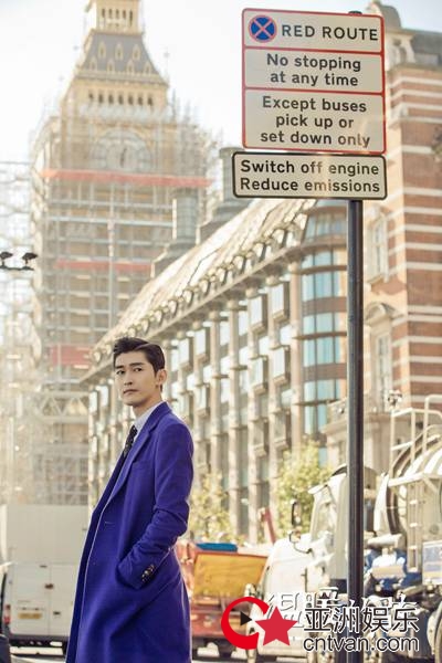 《温暖的弦》张翰重回伦敦感叹成长 携张钧甯甜蜜漫步剑桥