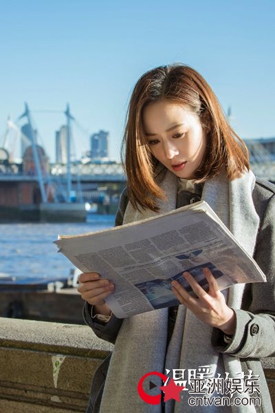 《温暖的弦》张翰重回伦敦感叹成长 携张钧甯甜蜜漫步剑桥