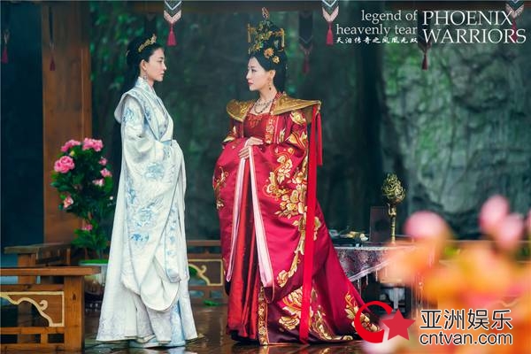 白冰《凤凰无双》怒怼情敌 一个眼神惊艳观众