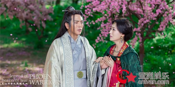 白冰《凤凰无双》怒怼情敌 一个眼神惊艳观众