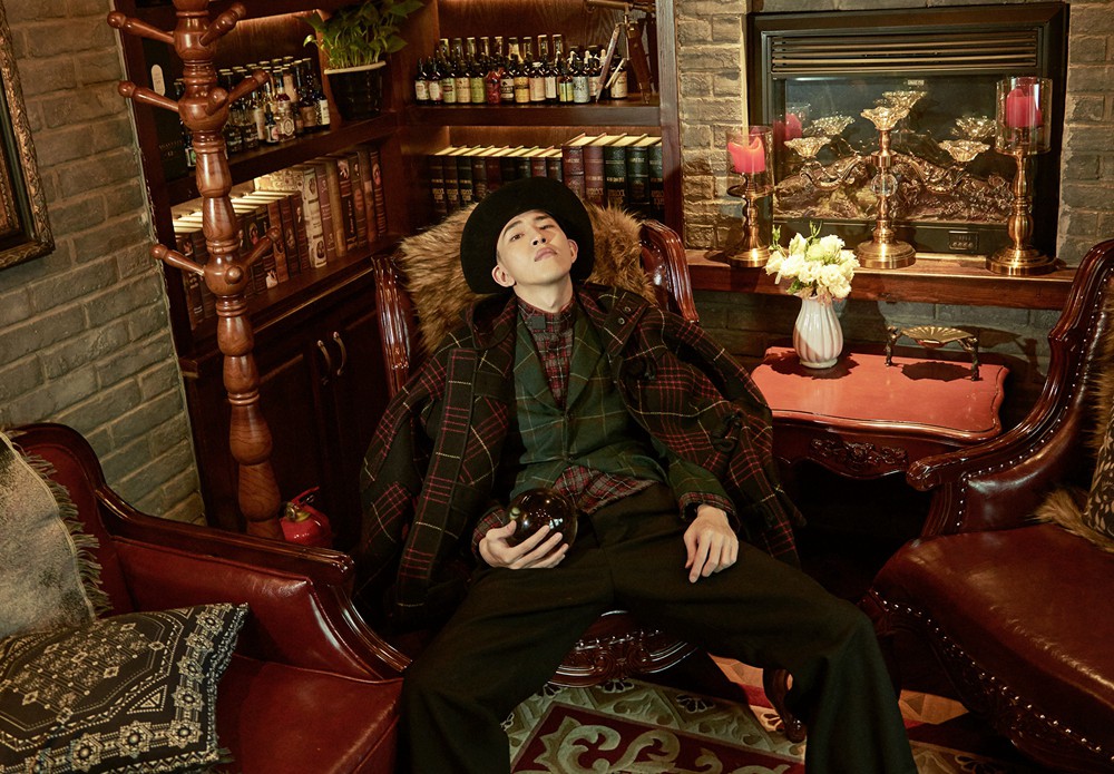 何谓炫酷狂拽？ 孔垂楠混搭复古风上线