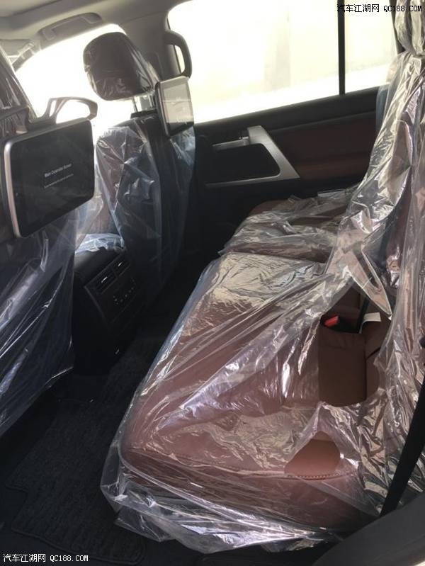 18款中东版兰德酷路泽5700 5.7升V8解析