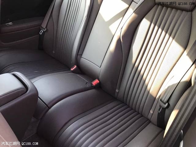 17款宾利飞驰欧版前后电眼倒影20轮报价