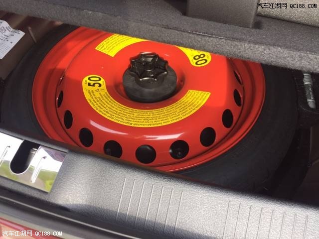 17款宾利飞驰欧版前后电眼倒影20轮报价