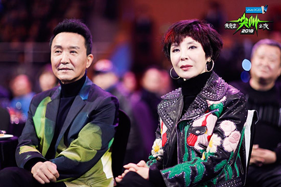 吴亦凡赵丽颖分获'尖叫男神&女神' GAI称或与PG One合作