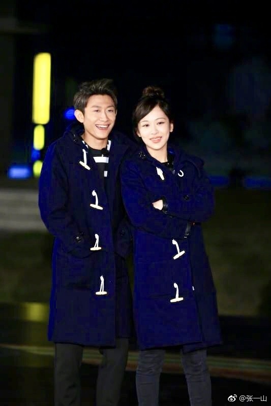 杨紫秦俊杰分享恋爱细节 喝了点小酒就决定公布了！