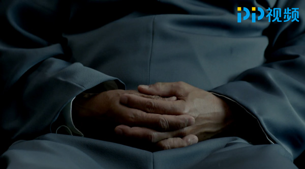 PP视频《枪口》渐入高潮，开挂抗战