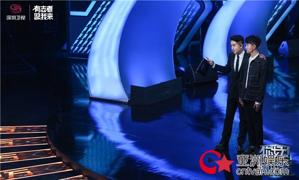 《你好！面试官》深圳卫视开播 刘同落泪马睿被diss