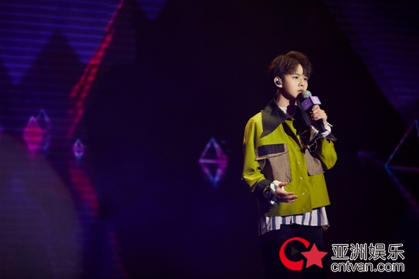 徐浩新专《非常对》首唱会 大秀舞技实力吸粉