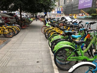 中消协约谈共享单车企业:尽可能免收押金
