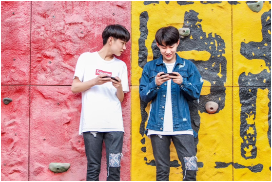 王者荣耀主播触手白起 受邀出席2017中国网络文化产业年会