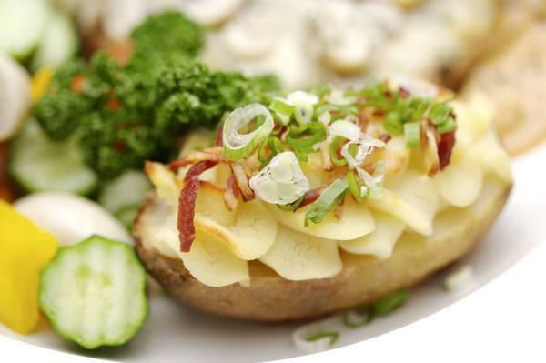 腾讯获得绝地求生代理权 与“吃鸡”一样火爆的还有四季代餐