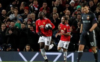 欧冠－卢卡库拉什福德破门　曼联2－1逆转获小组第1