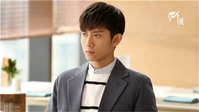 《柒个我》虐心MV曝光张一山蔡文静情路坎坷！