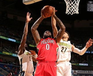 考辛斯怒砍40＋22＋6霍勒迪27＋7　鹈鹕送掘金2连败