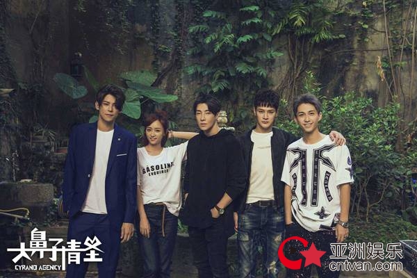 治愈系爱情剧《大鼻子情圣》北海道杀青 品质之作引期待