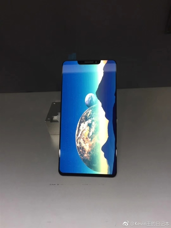 大刘海+宽下巴！iPhone X被中国神奇山寨