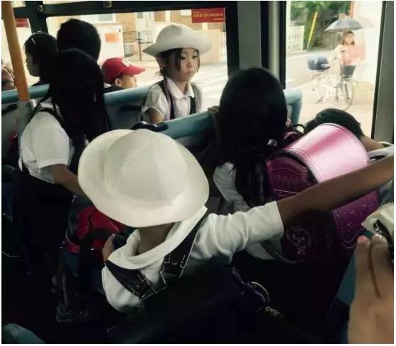 国外的孩子为什么更加的独立？