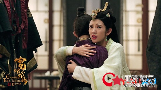 《虎啸龙吟》刘欢女装吸粉，上演精分皇帝养成记