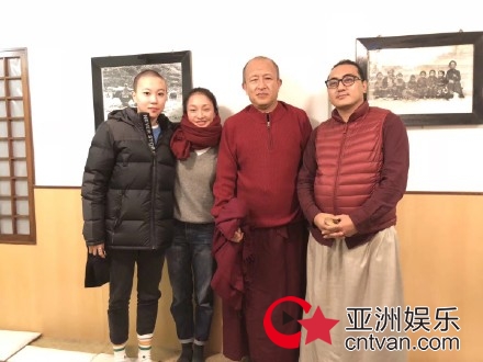 窦靖童工作室回应出家传闻 纯粹是剃光让头发重新长!