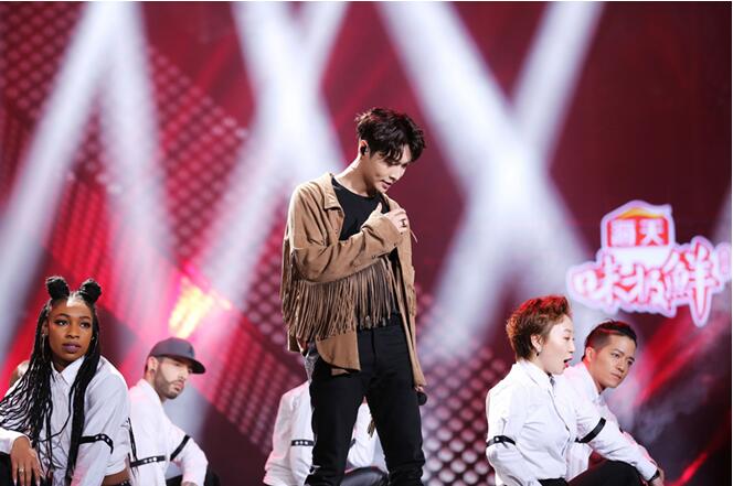 天籁之战2张艺兴民歌潮改编腾讯音乐娱乐人气王易主？