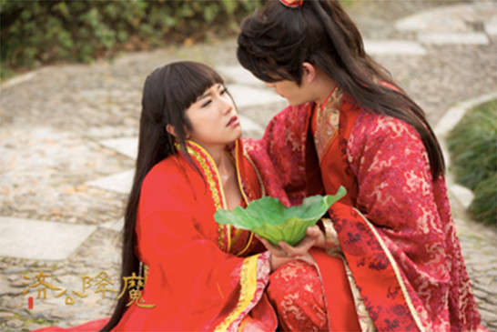 网剧《济公降魔》今日开播看爱奇艺欢乐跨年大戏