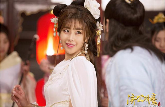 网剧《济公降魔》今日开播看爱奇艺欢乐跨年大戏