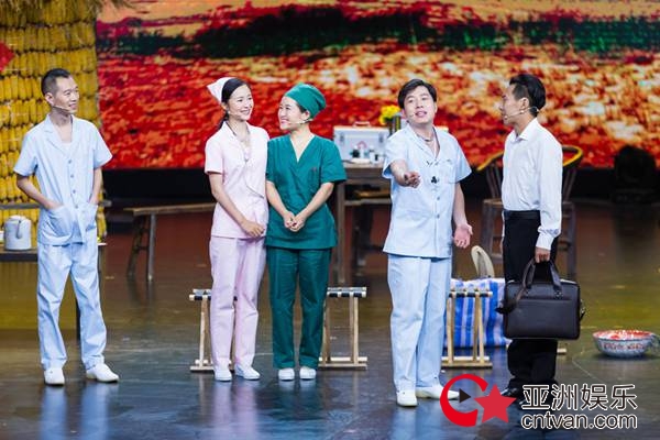 魏大勋翟天临携手晋级萌新无畏PK卡哇伊boy