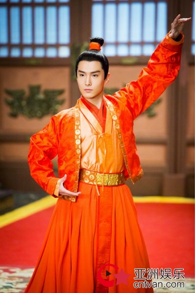 盛一伦《将军在上》演技圈粉郡王上阵一鸣惊人