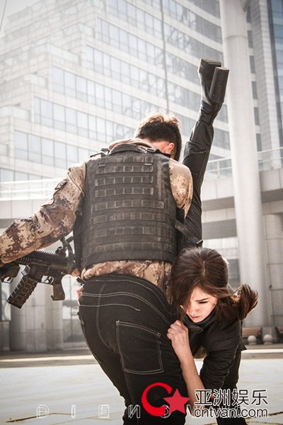 漫改剧《端脑》原声专辑上线 科幻电音点燃深冬热血