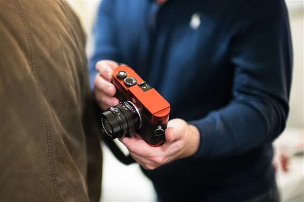 5万起步价！徕卡大红限量版MTyp262相机正式发布