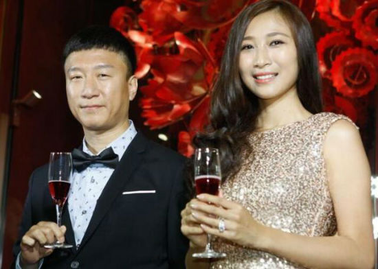 孙红雷女儿出生升级当爸和妻子王骏迪低调甜蜜