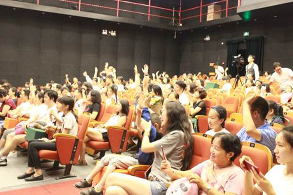 窦辉导演新剧《渔夫与金鱼》，视觉盛宴惊艳京城