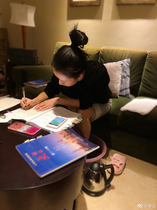 李念剧组生活遭扒，一个细节暴露本性