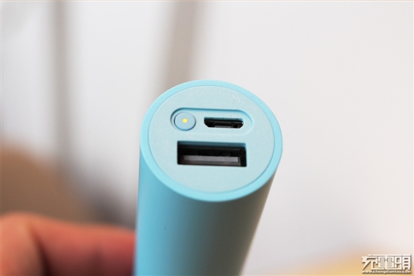 39.9元！紫米超迷你移动电源开箱图赏：3000mAh/口红大小