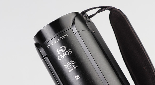 佳能LEGRIA&nbsp;HF&nbsp;R86：“在爱的记忆消失前，请记住我”