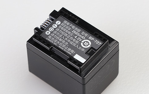 佳能LEGRIA&nbsp;HF&nbsp;R86：“在爱的记忆消失前，请记住我”