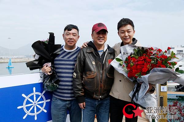 刘奕君《橙红年代》杀青&nbsp;陈伟霆不舍“吻别”