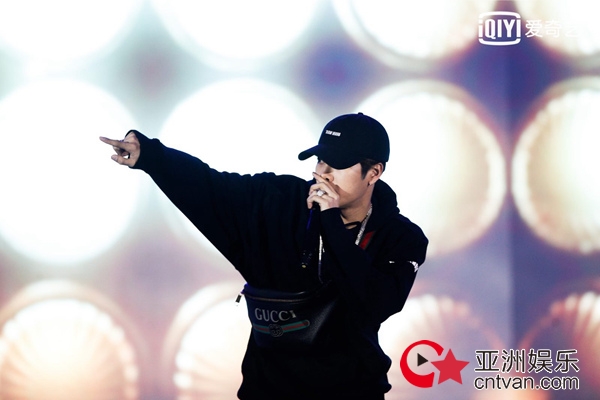 超级网综《偶像练习生》启动 张艺兴邀“极限男人帮”得“要看预算”