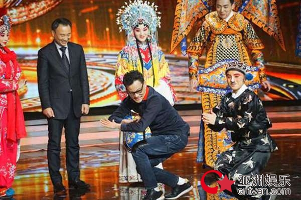 亮相文化让'中国最贵女导演'“愤怒暴走”