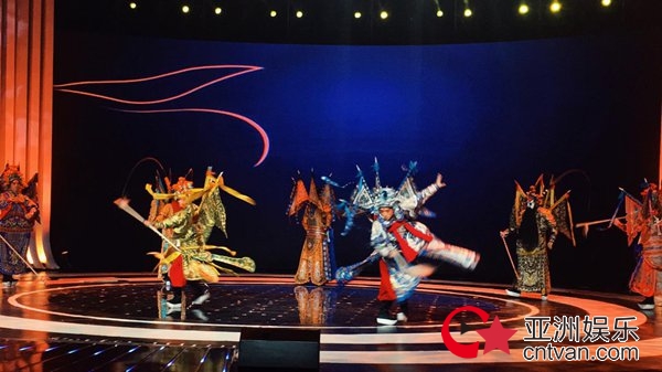 亮相文化让'中国最贵女导演'“愤怒暴走”