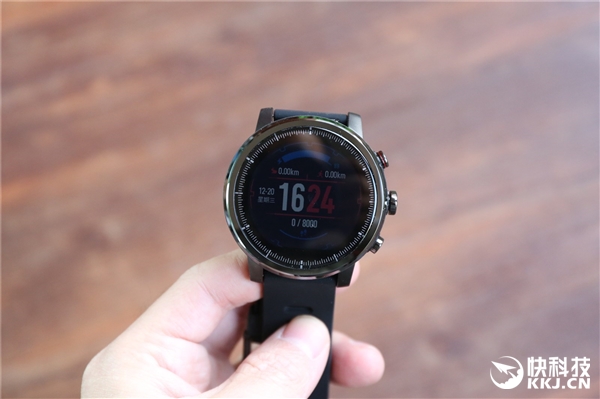 华米AMAZFIT智能运动手表2开箱图赏:小米MIX同材质