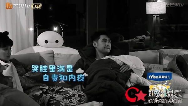 袁弘张歆艺用行动诠释父母本能 大胆鼓励孩子做自己