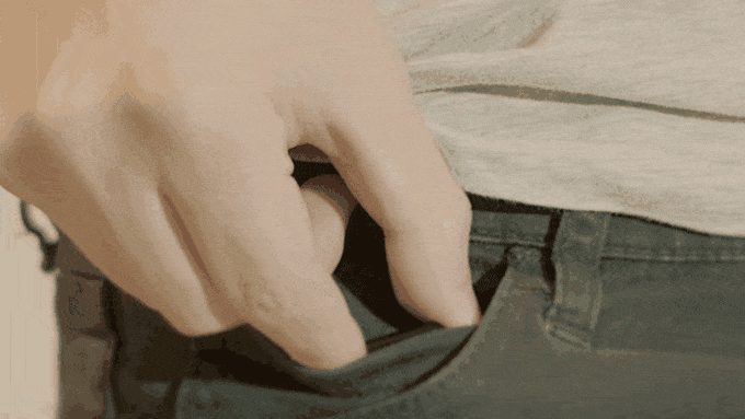 0.49寸OLED屏！这就是全球最小手机：单手之王