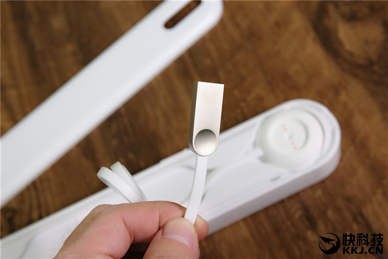 199元！Oclean&nbsp;SE青春版评测：&nbsp;买不了吃亏买不了上当