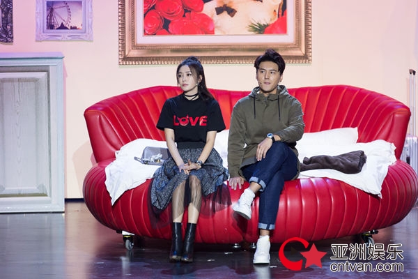 秦岚不满安排欲罢演 黄圣依柳岩《喜剧总动员》同台竞演