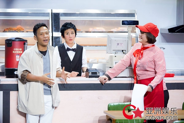 秦岚不满安排欲罢演 黄圣依柳岩《喜剧总动员》同台竞演