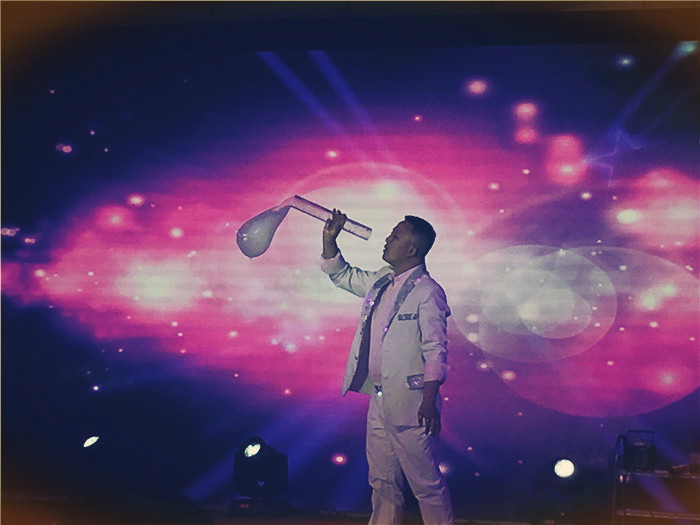 昨晚，这场超欢乐的圣诞魔法亲子派对震撼郑州！