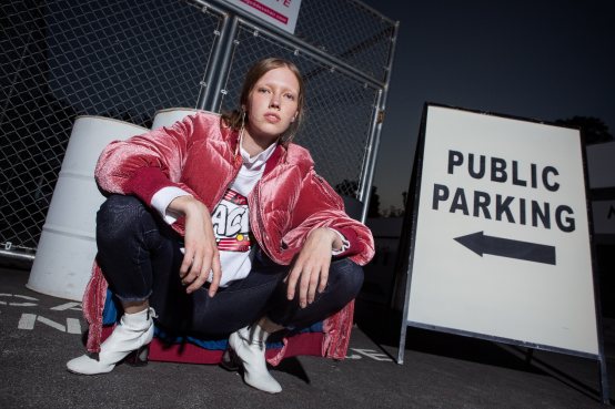 CRZ-FASHION 入冬的时髦装备,从丝绒点缀开始!